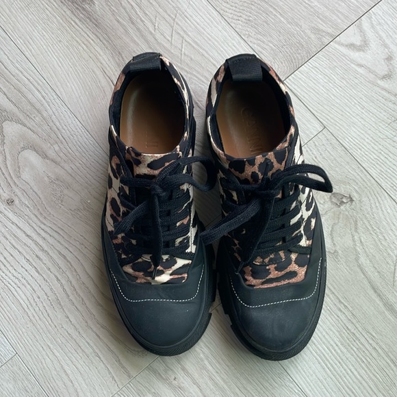 GANNI Leopard Print Lug Sole Sneaker (Size 9US / 39EU) - Picture 3 of 9